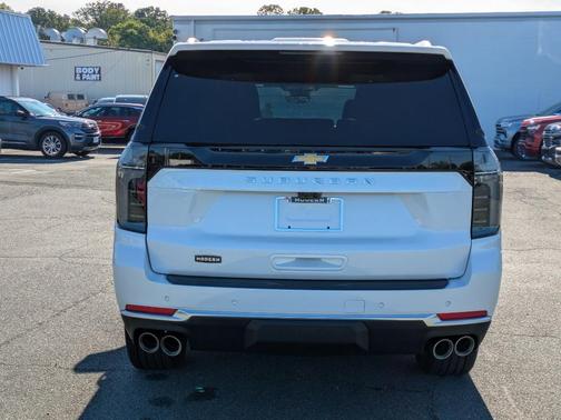 2025 Chevrolet Suburban High Country
