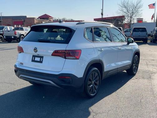 2024 Volkswagen Taos 1.5T S