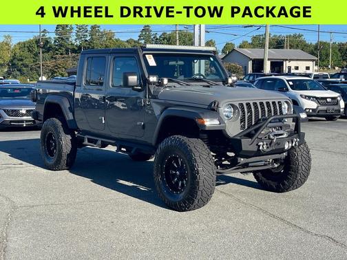 2020 Jeep Gladiator Sport