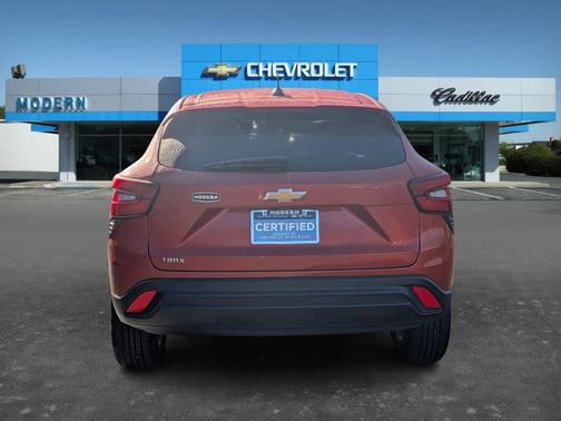 2024 Chevrolet Trax LS