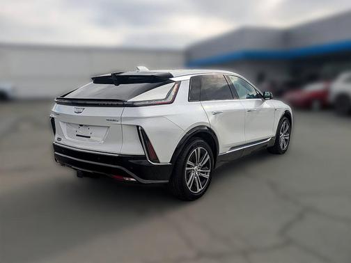 2025 Cadillac LYRIQ Luxury