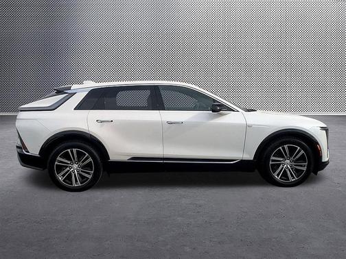 2025 Cadillac LYRIQ Luxury