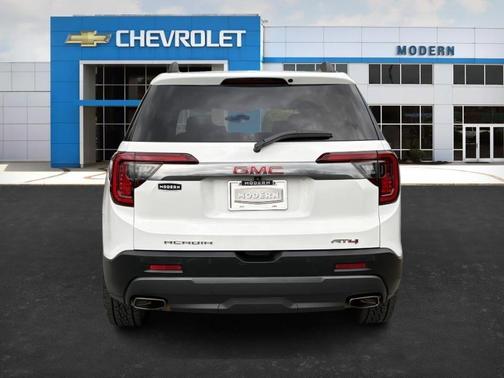 2022 GMC Acadia AT4