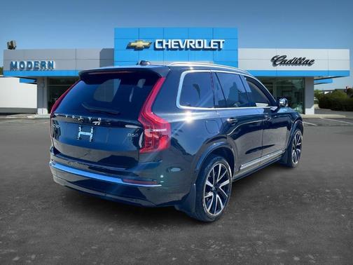 2023 Volvo XC90 B6 Plus 7-Seater