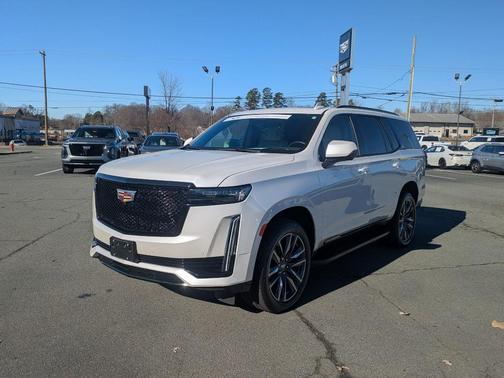 2024 Cadillac Escalade Sport