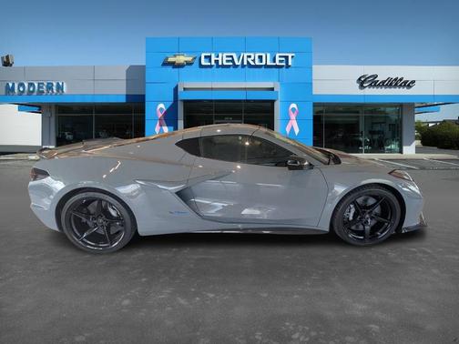 2025 Chevrolet Corvette E-Ray