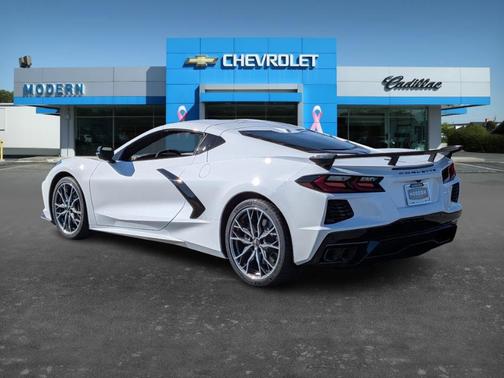 2026 Chevrolet Corvette Stingray w/2LT