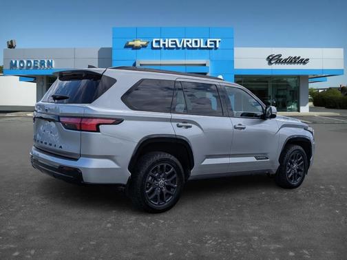 2023 Toyota Sequoia Platinum