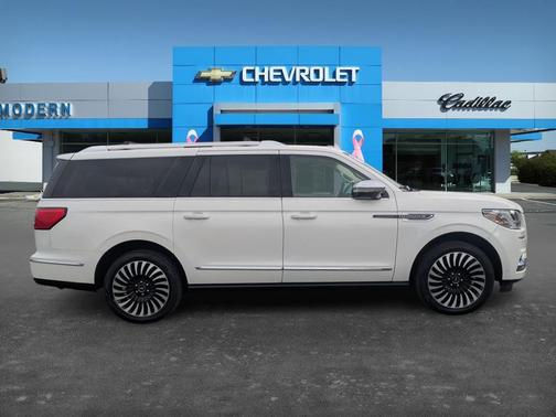 2021 Lincoln Navigator L Black Label