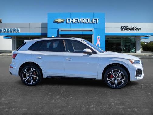 2025 Audi Q5 45 S line quattro Premium