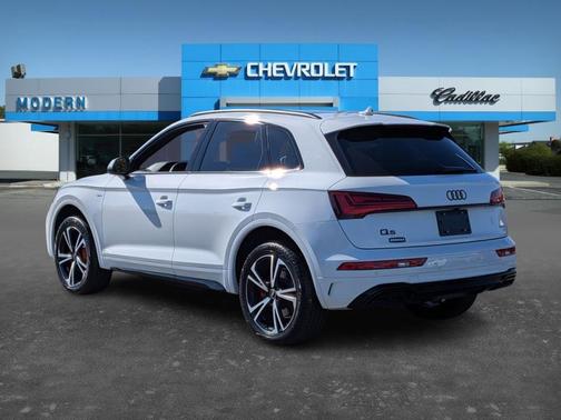 2025 Audi Q5 45 S line quattro Premium