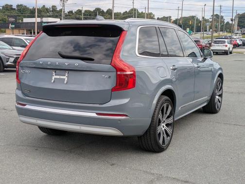 2022 Volvo XC90 T6 Inscription 7 Passenger