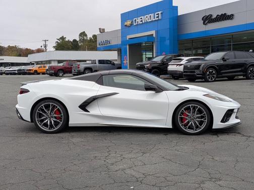 2024 Chevrolet Corvette Stingray w/2LT