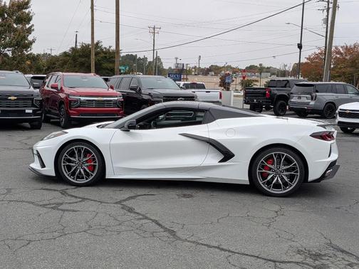 2024 Chevrolet Corvette Stingray w/2LT