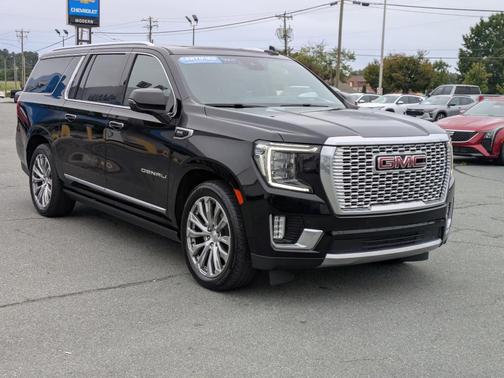2023 GMC Yukon XL Denali