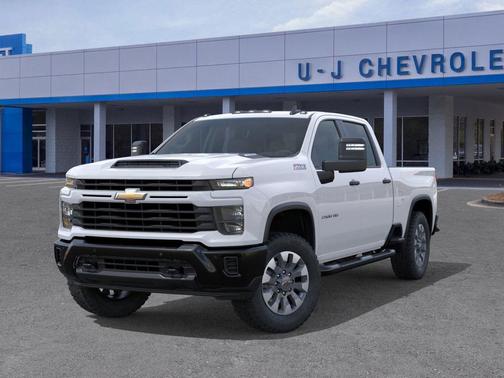 2026 Chevrolet Silverado 2500 Custom