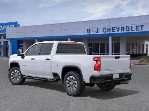 2026 Chevrolet Silverado 2500 Custom