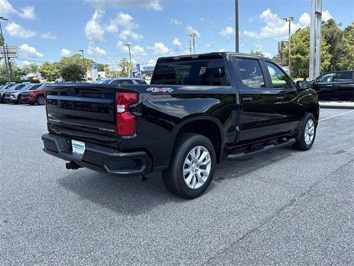 2025 Chevrolet Silverado 1500 Custom