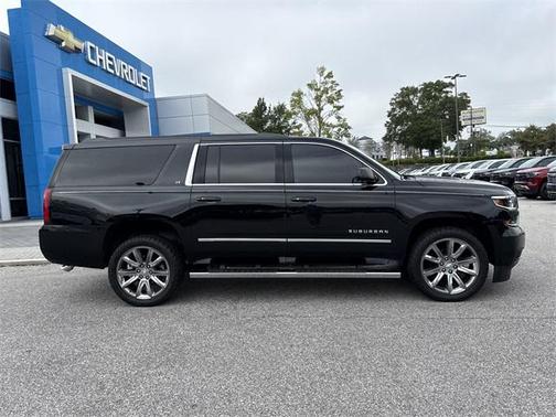 2019 Chevrolet Suburban LT