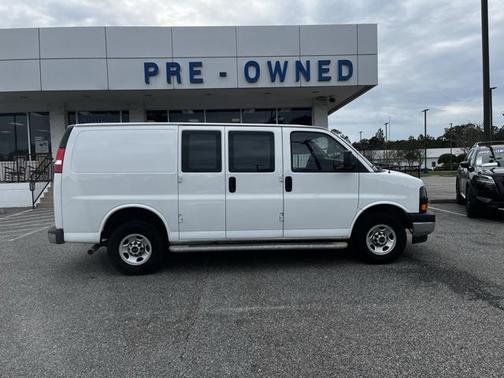 2023 GMC Savana 2500 Work Van