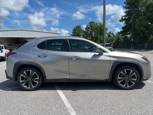 2020 Lexus UX 200 Base