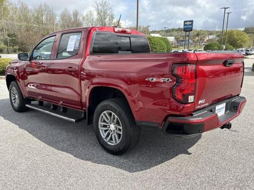 Radiant Red Tintcoat 2025 Chevrolet Colorado LT