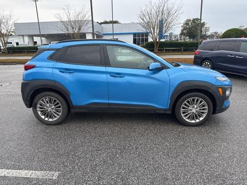 2021 Hyundai KONA SEL