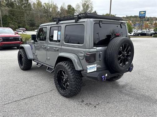 2022 Jeep Wrangler Unlimited Sahara