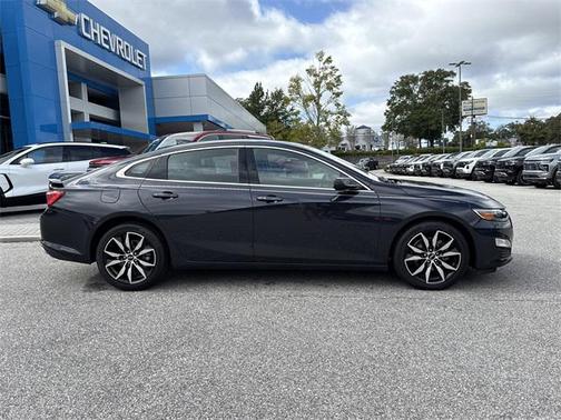 2023 Chevrolet Malibu FWD RS
