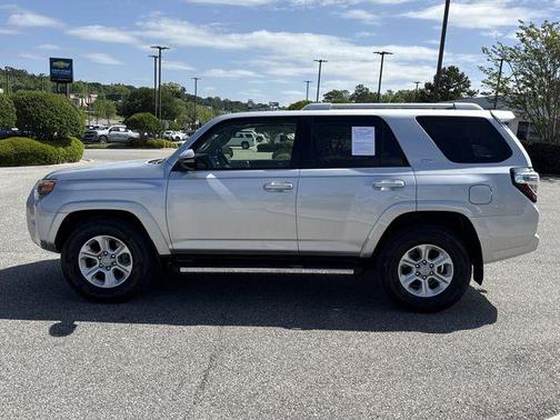 Classic Silver Metallic 2015 Toyota 4Runner SR5 Premium
