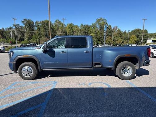 2024 GMC Sierra 3500 Denali