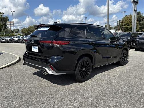 2023 Toyota Highlander XSE