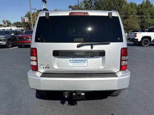 Bright Silver Metallic Clearcoat 2009 Jeep Liberty Sport
