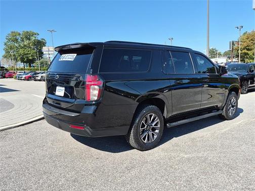 2023 Chevrolet Suburban 4WD Z71