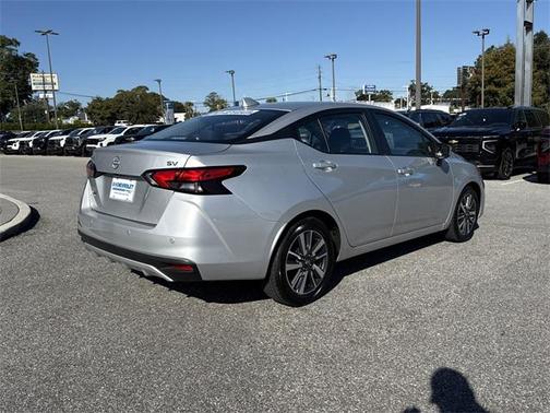 2023 Nissan Versa 1.6 SV
