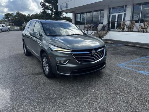 2023 Buick Enclave Essence FWD