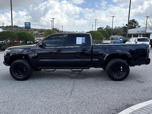 Black 2023 Toyota Tacoma SR5