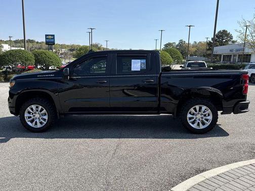 2025 Chevrolet Silverado 1500 Custom