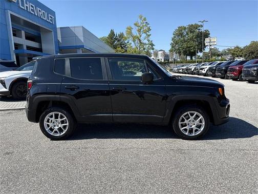 2023 Jeep Renegade Latitude