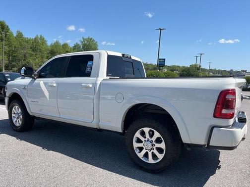 2020 RAM 3500 Laramie Crew Cab 4x4 6'4' Box
