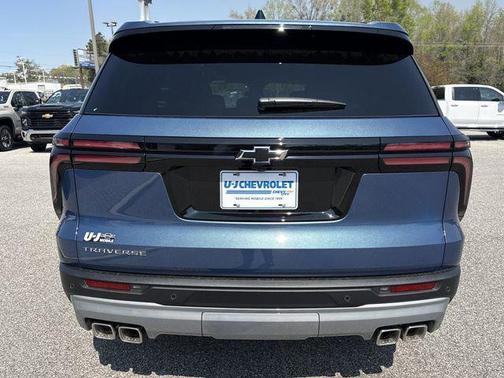 Lakeshore Blue Metallic 2026 Chevrolet Traverse LT
