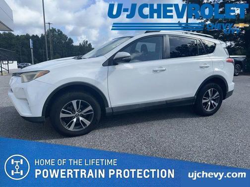 Super White 2016 Toyota RAV4 XLE