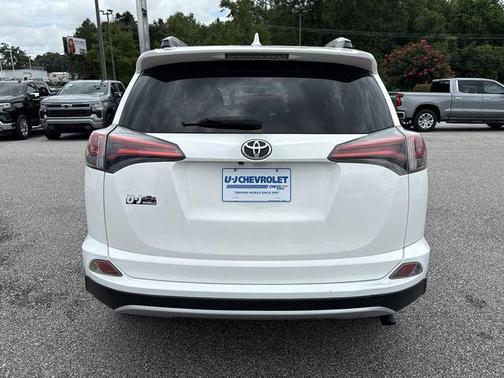 Super White 2016 Toyota RAV4 XLE