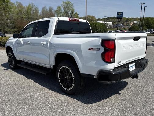 Summit White 2026 Chevrolet Colorado Z71