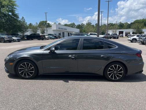 2021 Hyundai SONATA Limited