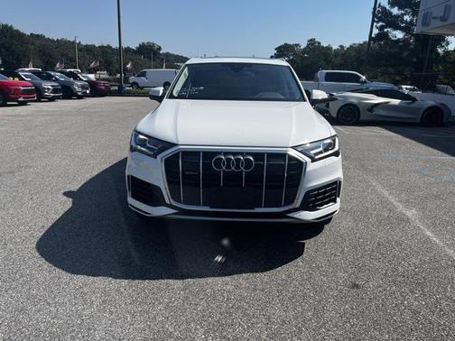 2023 Audi Q7 55 Premium Plus