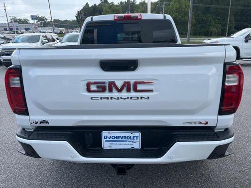 2024 GMC Canyon Base
