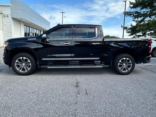 Black 2023 Chevrolet Silverado 1500 High Country