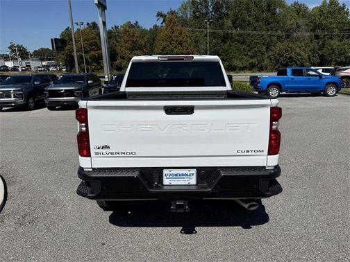 2026 Chevrolet Silverado 2500 Custom