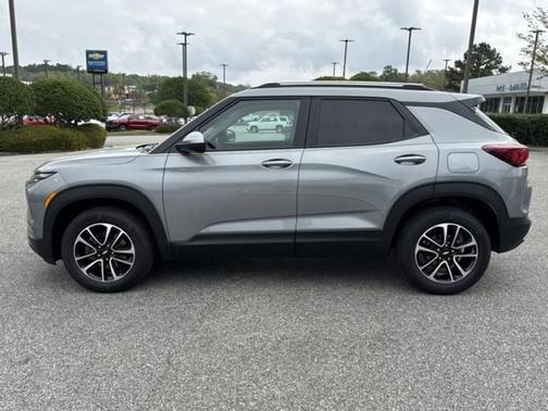 Sterling Gray Metallic 2026 Chevrolet Trailblazer LT
